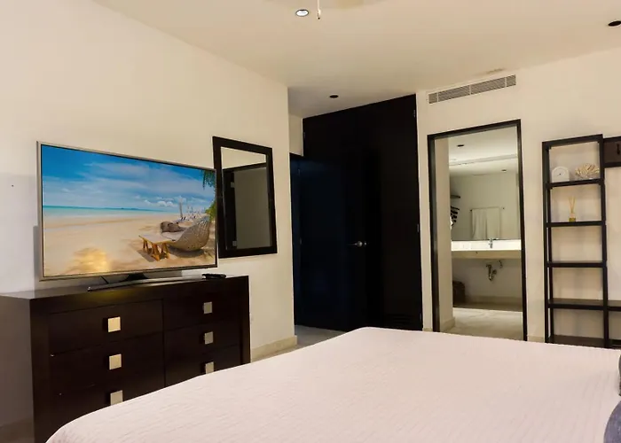 The Elements Oceanfront & Beachside Aparthotel Playa del Carmen