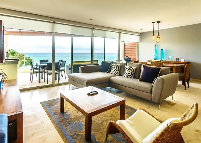 The Elements Oceanfront & Beachside Apartahotel Playa del Carmen