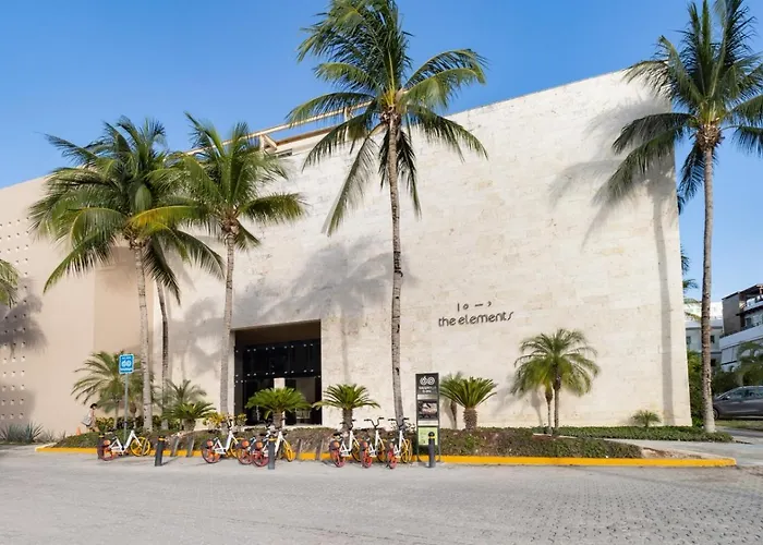 The Elements Oceanfront & Beachside Apartahotel Playa del Carmen