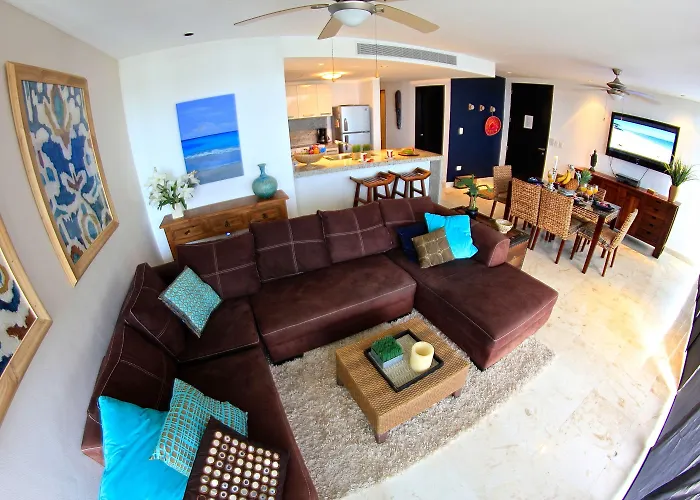 Apartahotel The Elements Oceanfront & Beachside