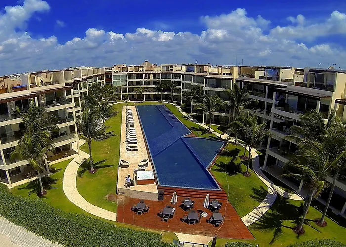 The Elements Oceanfront & Beachside Apartahotel 4*