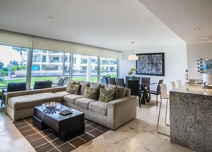 The Elements Oceanfront & Beachside 4* Playa del Carmen