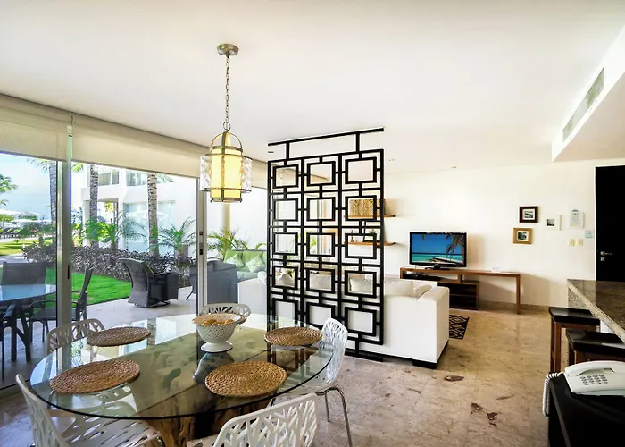 The Elements Oceanfront & Beachside Aparthotel 4*